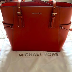 Michael Kors Tote Leather Bag - unused